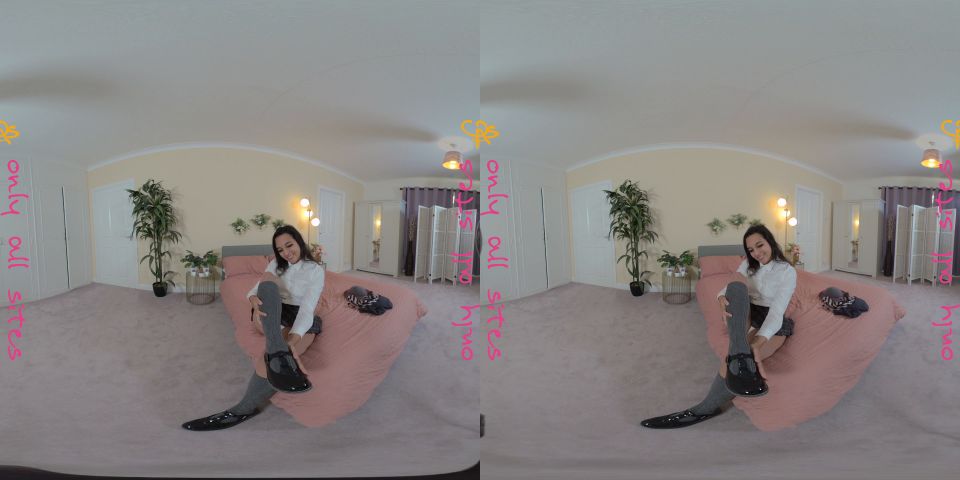 Summer Fax_Summer-Fox-20241012-OT-KRKmNmxIzB-vr_5khs-30fps-vhq-h264-180x180_3dh_LR 