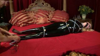 Wmbcv3wmbcv-0491 - Sara Liz - Black Glass, Silver Steel-3