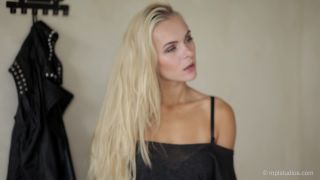 Karissa Diamondour little secret (mpls, 2017 04 16)-1