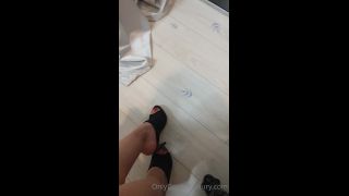 Goddess Domdeluxury - domdeluxury - Siterip - K2S - UBIQFILE () How flattering to have my toes just a little bit out for a tease added more mules to my wi-1