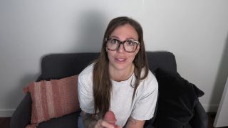 yogabella Mommy Goes Wild for Huge Cock-5