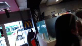 Candid vor latina in mcdonalds gorgeous body-1