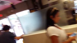 Candid vor latina in mcdonalds gorgeous body-3