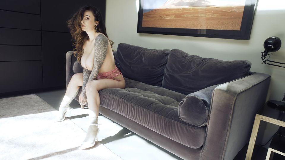 Alice Sey Hot Up In Here - Solo