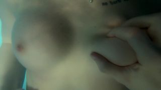 Molly Kelt Sex date with a beauty in the pools - Russian-1