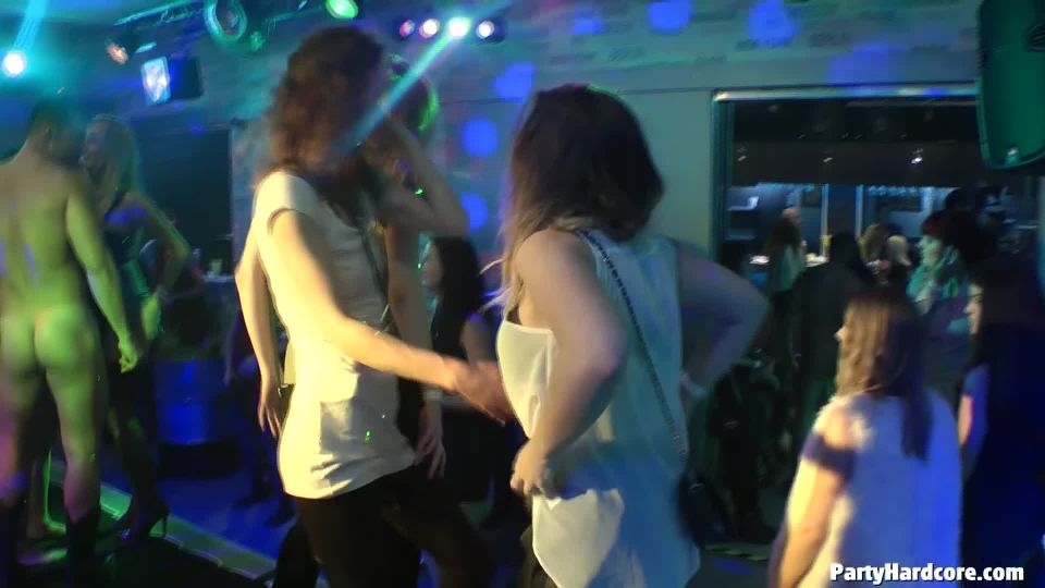 Party Hardcore Gone Crazy Vol. 32 Part 7 - Cam 1