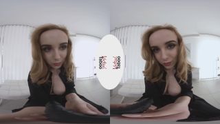 free video 10 insect crush fetish One On One With Red Bird : Red Bird [VirtualTaboo] (UltraHD/4K 2700p), fetish on reality-3