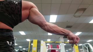 MuscleGeisha () Musclegeisha - quick clip from todays biceps and back workout its as dense as it looks 21-01-2022-3