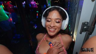 [K2S.CLUB] Lux La Fox - Silent Disco Party - FullHD 1080P-6