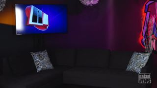 NakedNews 2017 11 07 1080 (mp4)-9
