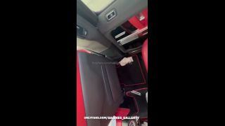 Onlyfans Hooneyydeww: Barista Sizzles with BBC Customer-9