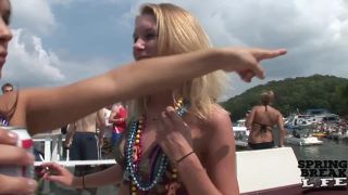 Wild House Boat Party on Lake of the Ozarks  Missouri-2