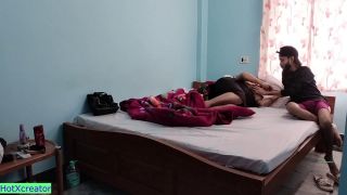 Indian hot and rich bhabhi fucking with delivery boy band does....-2