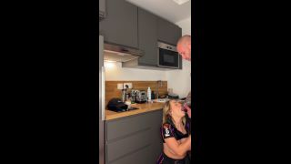 Blowjob porn Margot Dulac Sexy Delivery Girl Margot Dulac Brings Extra Package-5