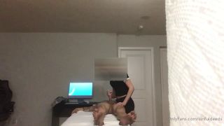 Blonde Masseuse Reveals Sensual Massage Secrets 🌟-8