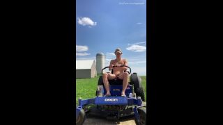 Loganwall () - i can take care of your lawn extra tip to watch me naked hehehehe 31-05-2020-6