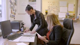 [K2S.CLUB] Diether-v-Stein - Rothaarige Mechanikerin Paula Rowe wird von mir in der Garage ge... - FullHD 1080P-1