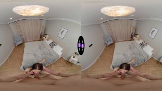 Viola Weber VR Sex & Dice: UltraHD 4K Russian Teens-2