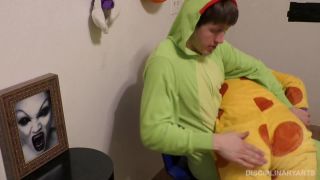 Trick Or Heat 3: Frog Vs. Bratdog Download New Porn Vide...-3