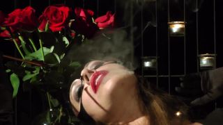 [GetFreeDays.com] Catwoman Smoking with Long Cigarette Holder latex suit porn-2