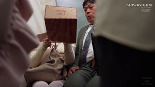 Reducing Mosaic DANDY-967 「君たち仲間だったの？！」スカートがめくれっぱなしに気づかないパンチラを見ながら隠シコしてたら隣の子にバレて弱みを握られ何度もヤられた-5