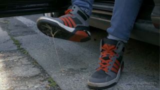 [K2S.CLUB] Cruel Anettes Fetish Store - Minnie Manga - Smoking In The Car And Spitting - FullHD 1080P-6