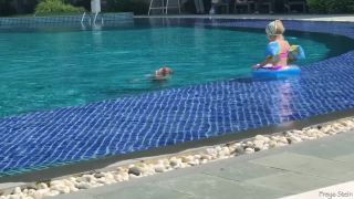 teen amateur public Sobestshow, Freya Stein - public handjob in the pool, under water , amateur on teen-4