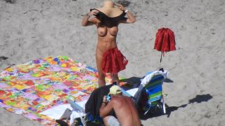 10122017_-_mature_couple_B webcam -1