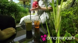 Striptease Apple of Temptation: She Sells Pleasure by the Piece-1