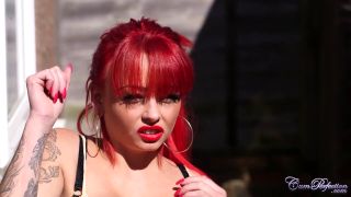 Movie title:redhead wants a cigarette - Cum In Mouth Public Blowjob.-0