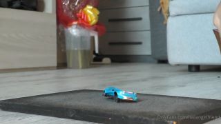 Hardcore porn Italian Girlfriend Italian Girlfriend aka italiangirlfriend - 07-14-2022 OnlyFans Video - Wooden hand made platform over some can toy cars video-0