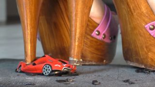 Hardcore porn Italian Girlfriend Italian Girlfriend aka italiangirlfriend - 07-14-2022 OnlyFans Video - Wooden hand made platform over some can toy cars video-3