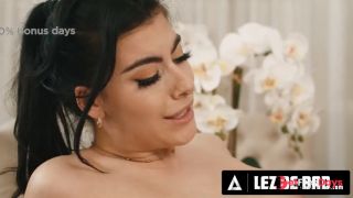 LEZ BE BAD - Private Riding Instructor MILF Sinn Sage Teaches Gal Ritchie How To DOMINATE-6