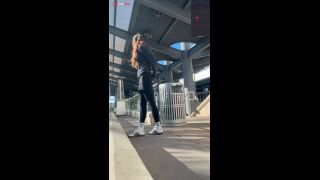 Finding A Spot At The Mall To Cum Hard  Public Orgasm  Outdoors-4