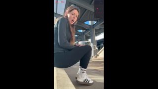 Finding A Spot At The Mall To Cum Hard  Public Orgasm  Outdoors-7