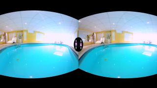 VR Nancy A - Blonde Enjoys Solo Play in a Pool 2017-0