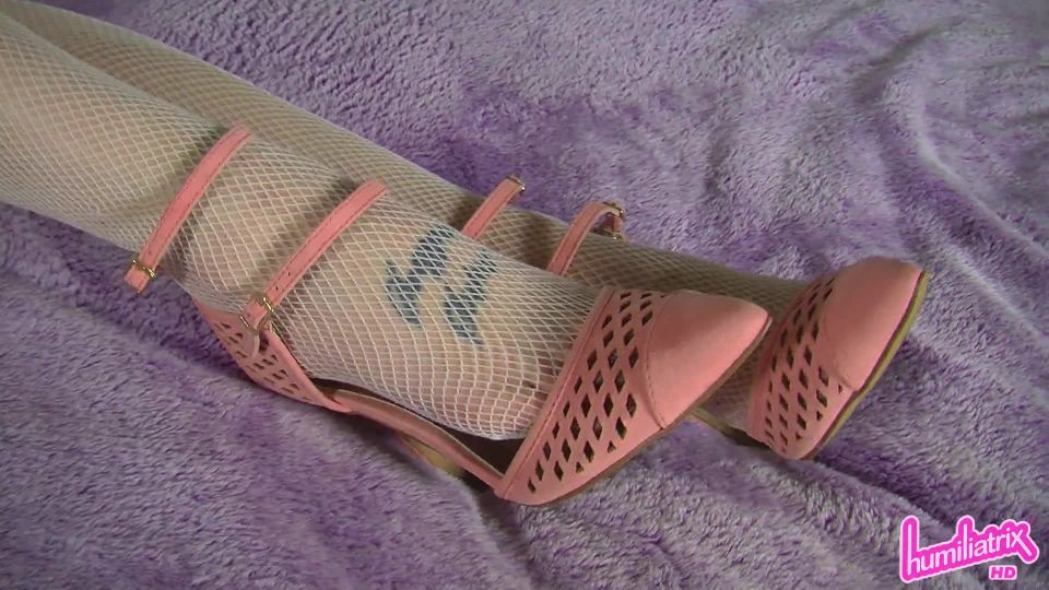 Pedicure Princess Missy Makes You Beg for a Fishnet  Footjob