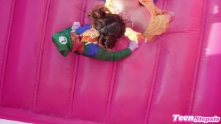 Shrooms Q - Luigi Fucks Princess Peach-1