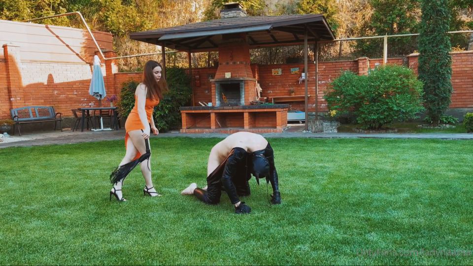 [GetFreeDays.com] g0ddess Naama - Outdoor Obedience Training femdom