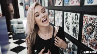 7154 Kali Roses Blonde GF Loves Big Dick-1