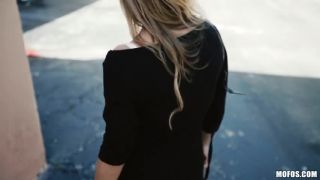 7154 Kali Roses Blonde GF Loves Big Dick-2