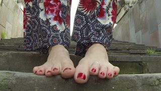 6242 I Show Off My Dirty Feet  Lick It-7