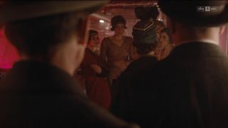 Sophie Pfennigstorf - Babylon Berlin s02e05 (2017) HD 1080p - (Celebrity porn)-7