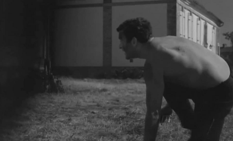 xxx video 28 L’enfer dans laeau (Better Quality) | porn hd | hardcore porn hardcore public play