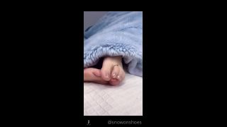 snowonshoes  Happy toesday 16-11-2021-0