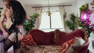 Arson Leigh and Michael Vegas massage PegHim-1