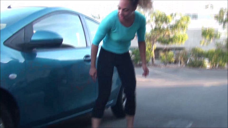 Custom Fetish - Cherri Struggles With Stalled Car - Fetish