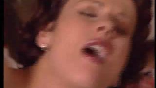 Lisa Pinelli Edukatrice (2002) sc4-5