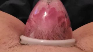 Fantastic Amateur Huge Large Labia Rough Pump Closeup Dow...-5