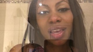 ASMR – Glass Kissing – Ass Worship – Wet Mouth Sounds – EbonyLovers Webcam!-2